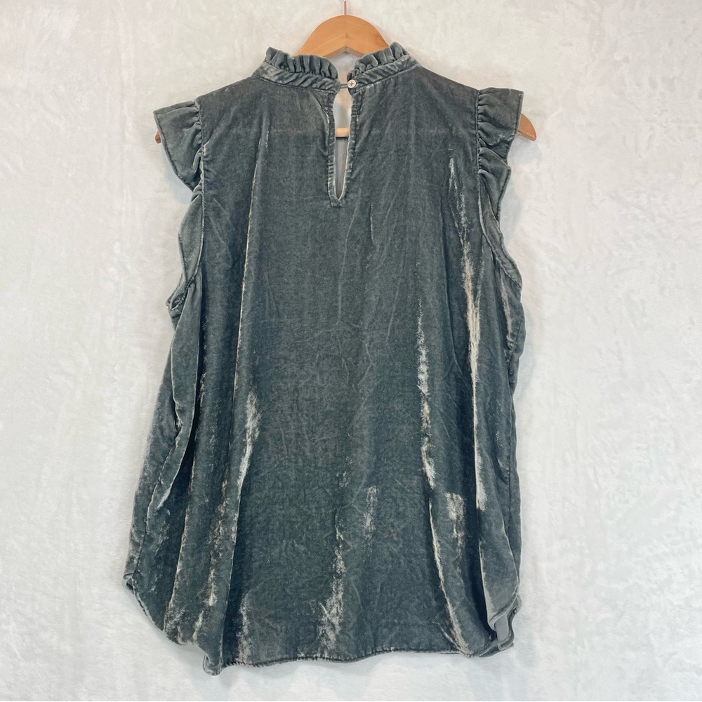 Loft Velvet Top Ruffle Flutter Mock Neck Shell Shirt Medium - Picture 5 of 9
